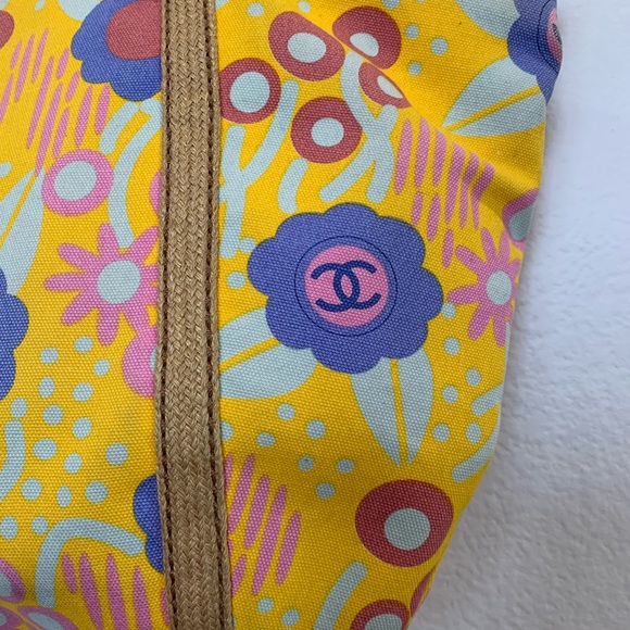 Chanel Vintage Floral Canvas Tote - Picture 12 of 16